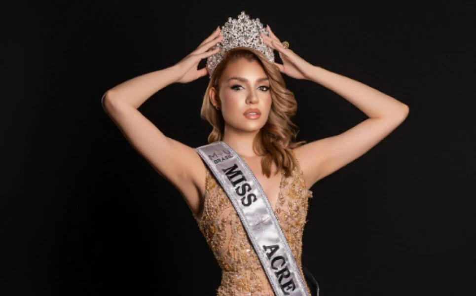 Modelo Layanne Castro é aclamada nova Miss Universo Acre 2025