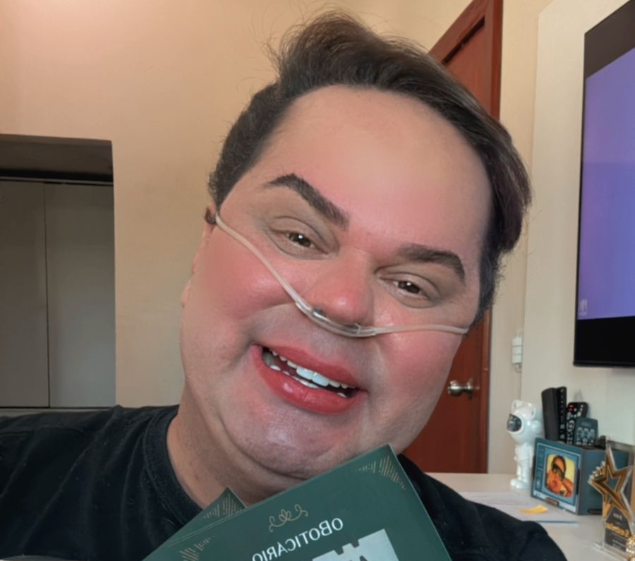 “Não quero morrer”, diz colunista Douglas Richer ao pedir oração nas redes sociais