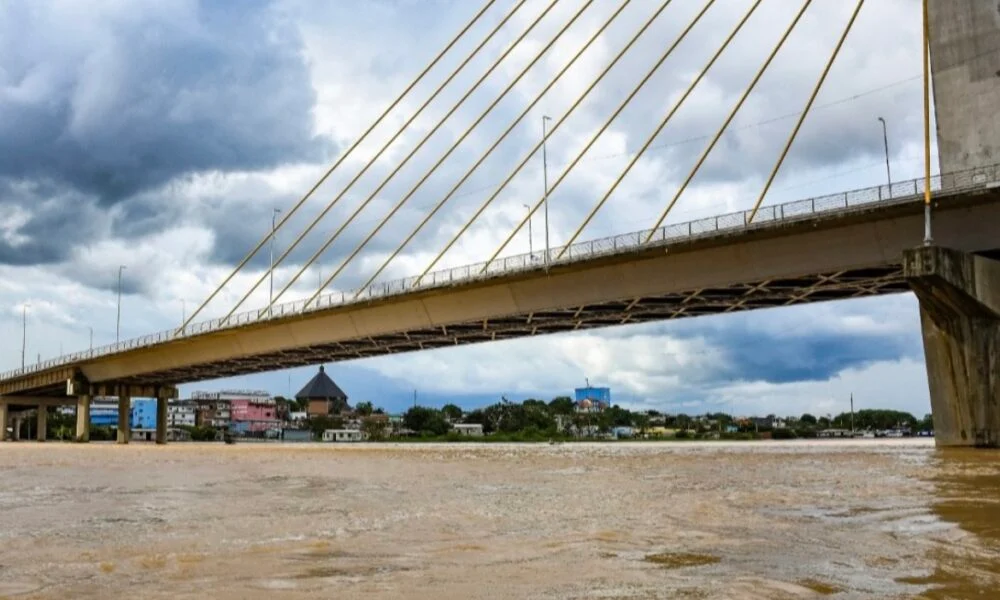 Rio Juruá apresenta leve redução de nível em Cruzeiro do Sul