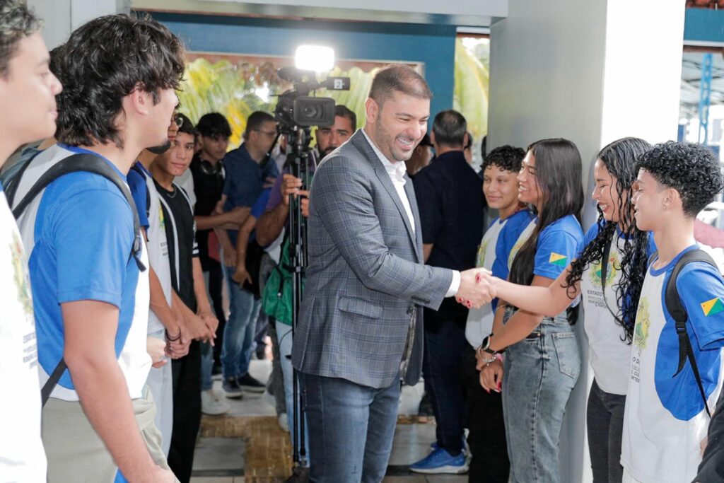 “Nossas escolas públicas hoje não deixam a desejar”, diz Nicolau Júnior na abertura do ano letivo