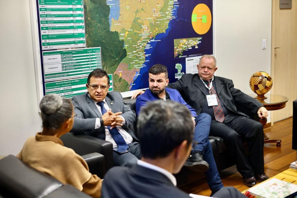 Gonzaga cumpre extensa agenda em Brasília e trata com Marina Silva liberação de viveiros para impulsionar agricultura no Acre