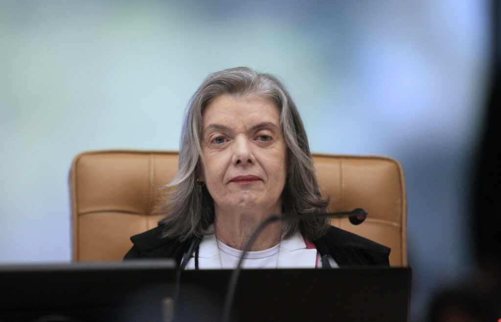 TSE já prepara eleições presidenciais de 2026, diz Cármen Lúcia