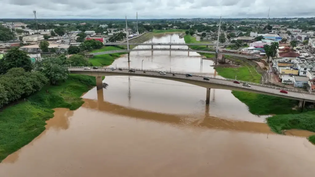 Nível do Rio Acre continua em queda neste domingo, com 14,28 metros, informa Defesa Civil