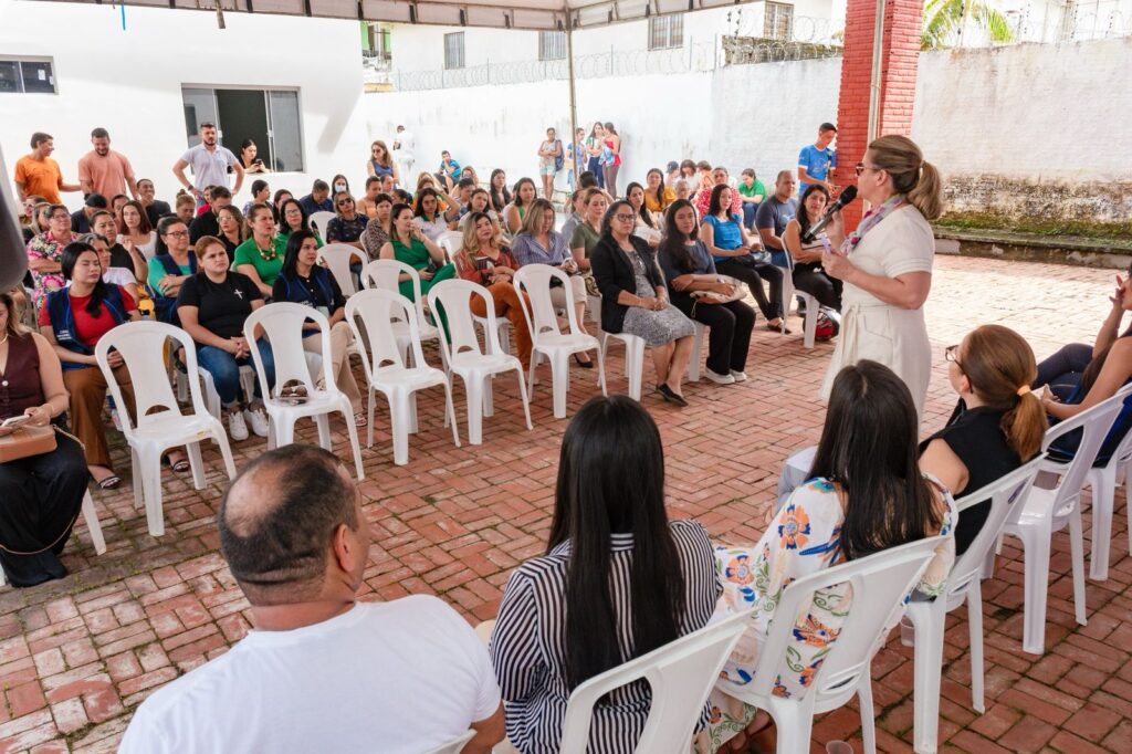 Cras de Cruzeiro do Sul inicia funcionamento em novo endereço no Centro