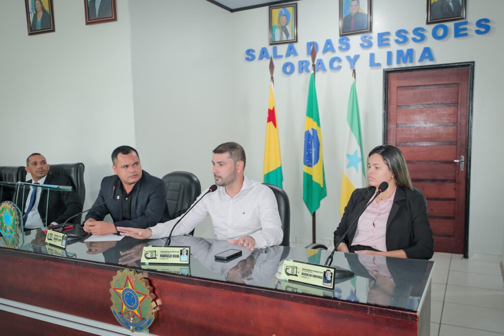 Em Rodrigues Alves Nicolau se reúne com prefeito e vereadores que cobram: “Precisamos dessa ponte urgente “