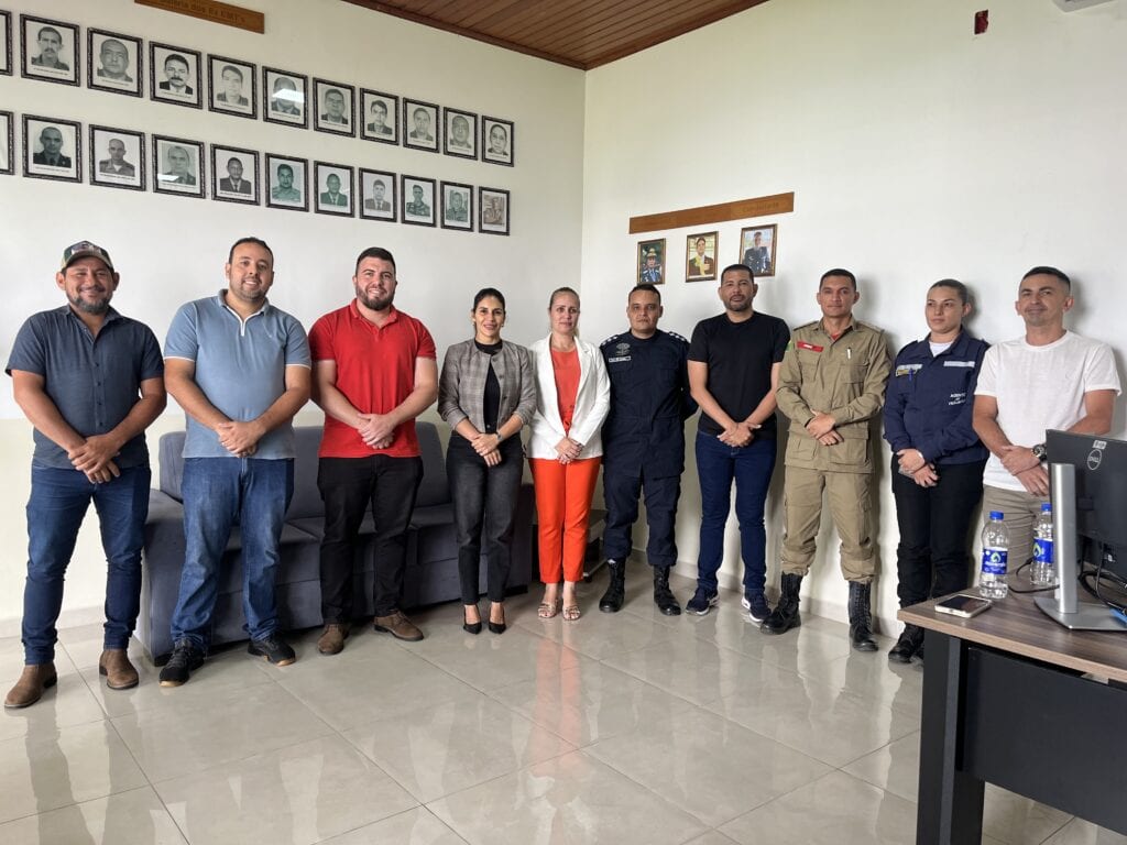 Equipe realiza reunião estratégica preparatória para Festa do Trabalhador em Cruzeiro do Sul