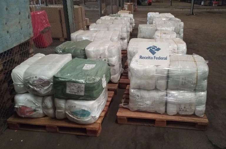 Receita Federal doa R$ 5 milhões em produtos apreendidos a instituições do Acre