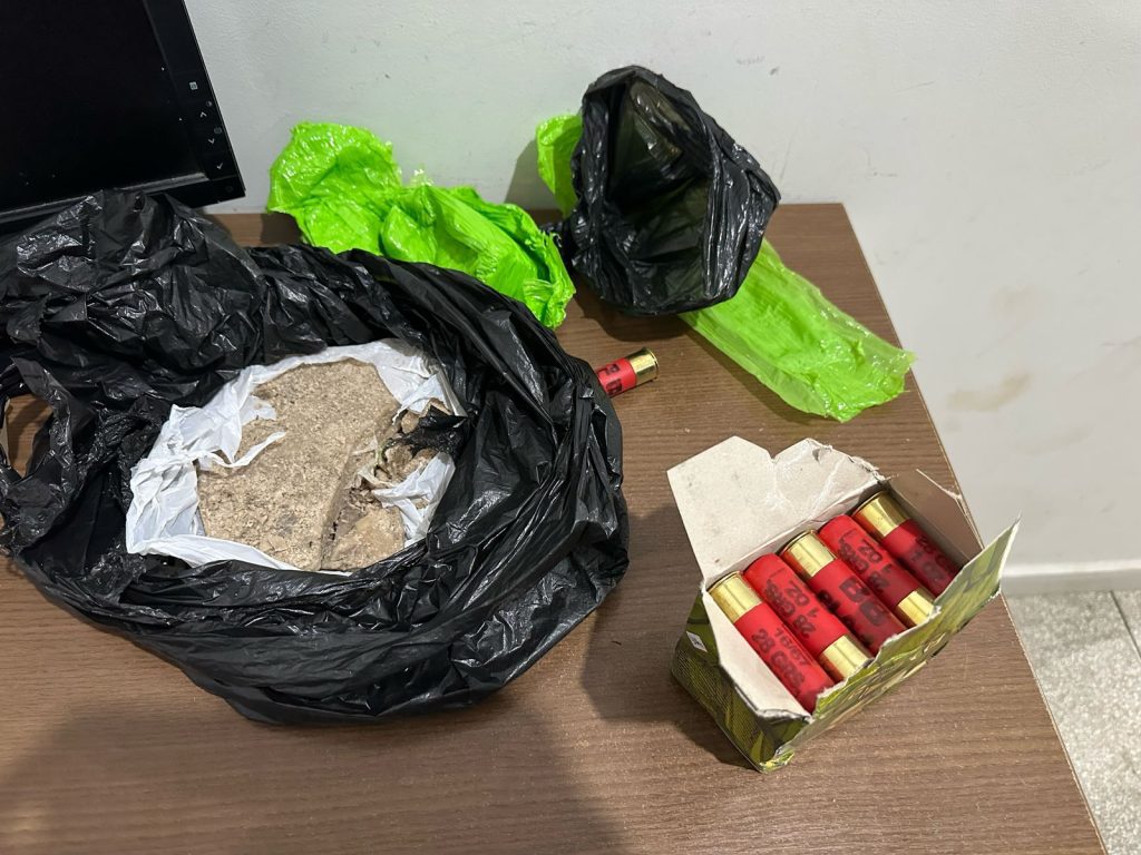 Polícia Civil prende três peruanos em operação contra tráfico internacional em Mâncio Lima