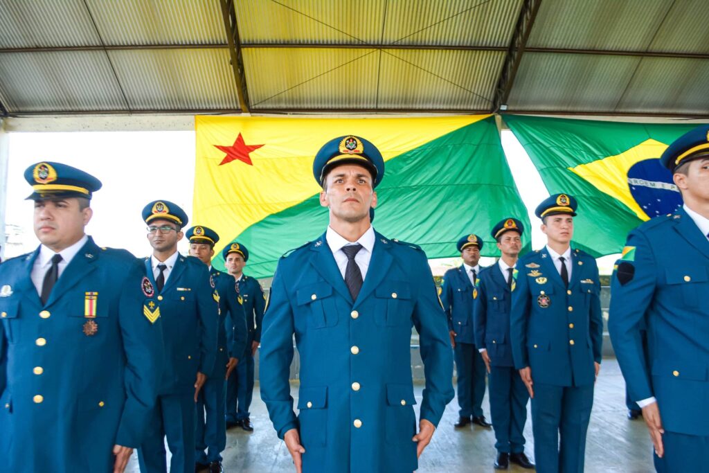 Governo promove praças e oficiais da Polícia Militar e do Corpo de Bombeiros no Juruá