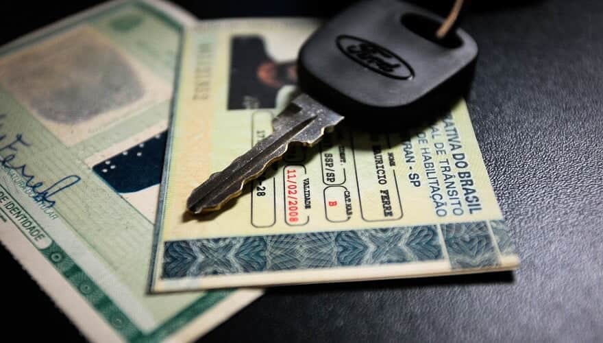 Detran-AC notifica condutores sobre suspensão do direito de dirigir; veja nomes