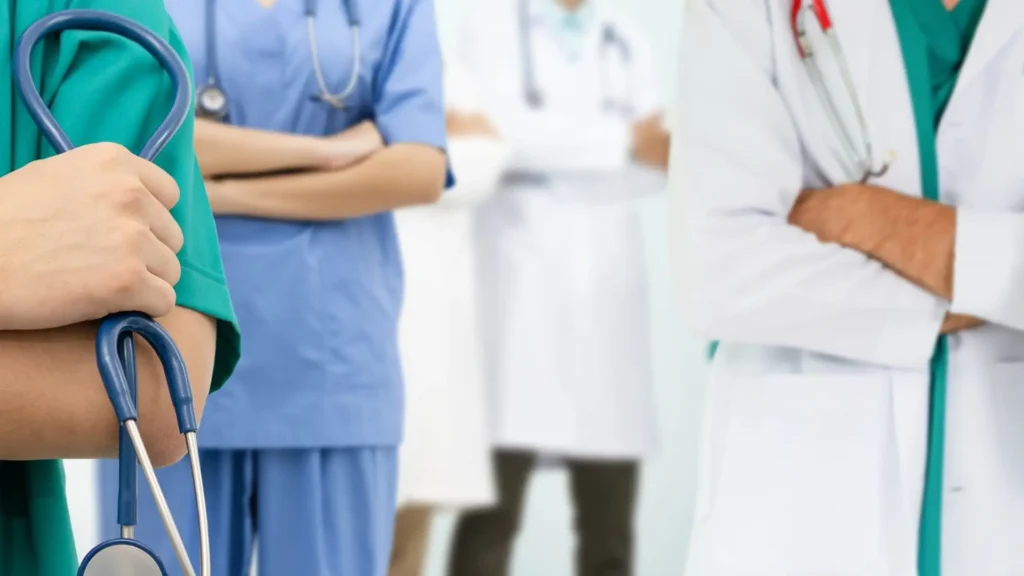 Médicos do Acre entram em greve por tempo indeterminado a partir de sexta-feira (9)