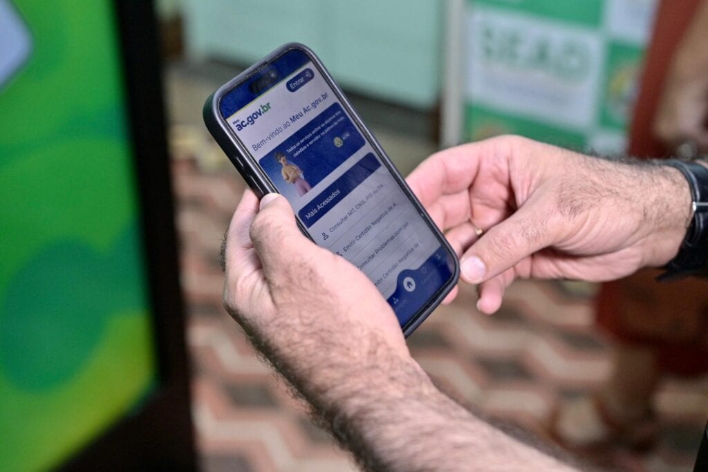 Governo lança novo aplicativo que desburocratiza e moderniza acesso a serviços públicos no Acre