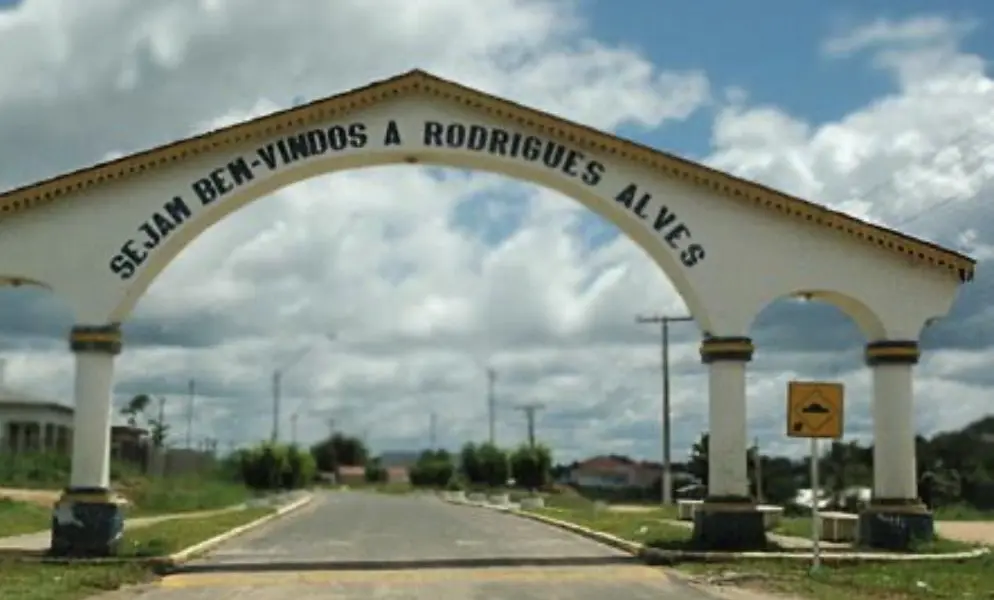 Rodrigues Alves cria Fundo Municipal de Turismo para impulsionar setor