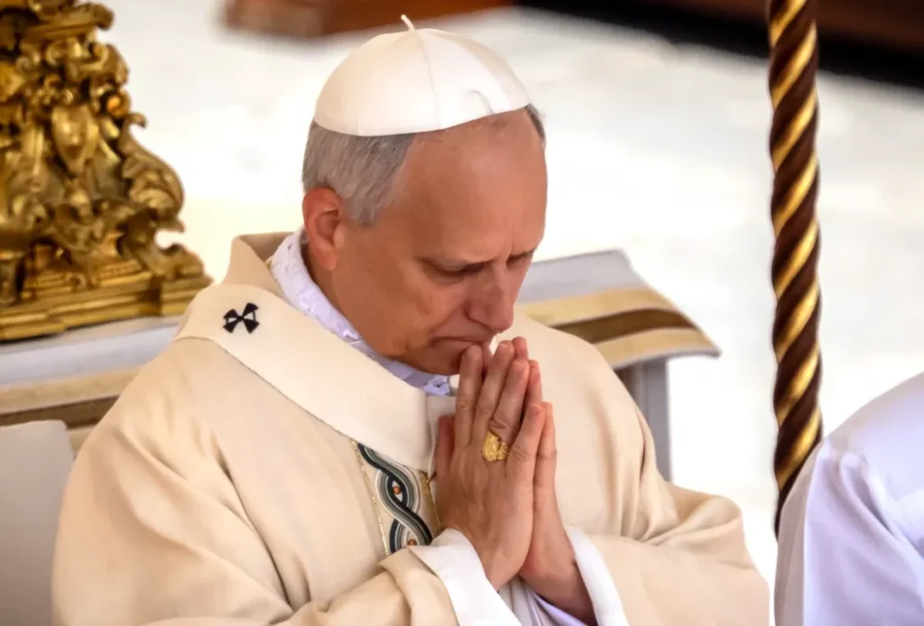 Papa pede paz entre Israel e Irã e faz apelo por fim de ameaça nuclear