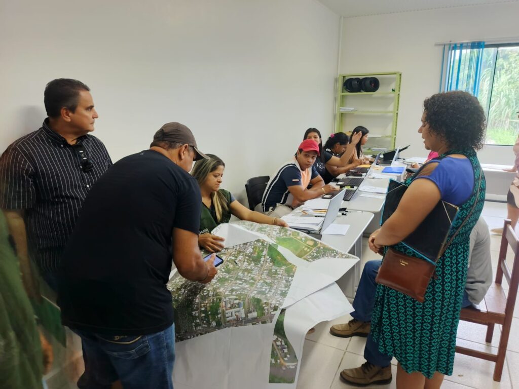 Regularização fundiária em Cruzeiro do Sul vai garantir Títulos de terrenos registrados em cartório