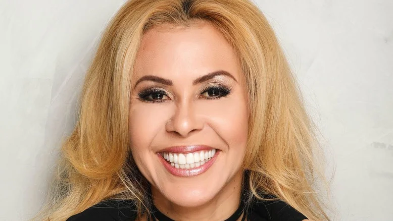 Sete anos sem beijar na boca: especialista analisa a vida amorosa de Joelma