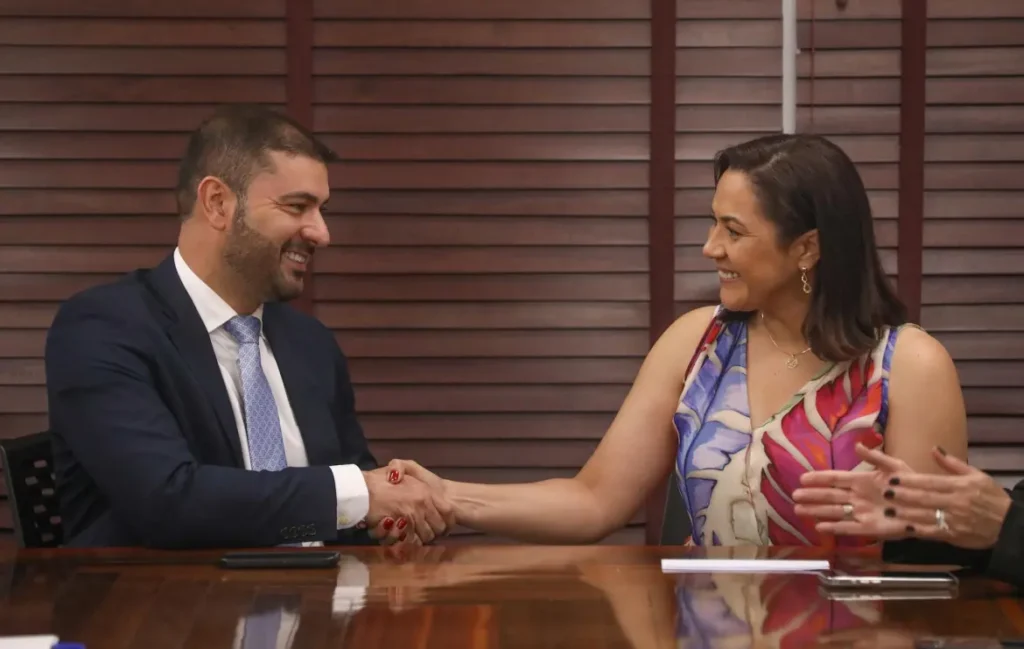 Nicolau diz que Mailza é sua candidata ao Governo e reafirma que vai disputar reeleição