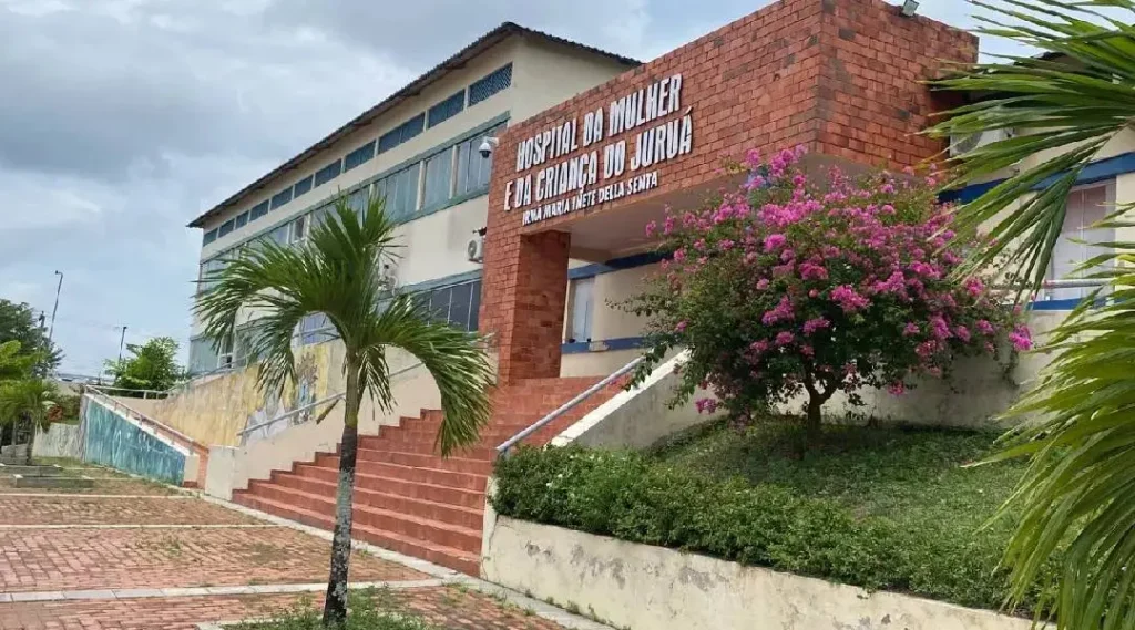 Secretário determina afastamento de técnica acusada de queimar recém-nascida em maternidade de Cruzeiro do Sul