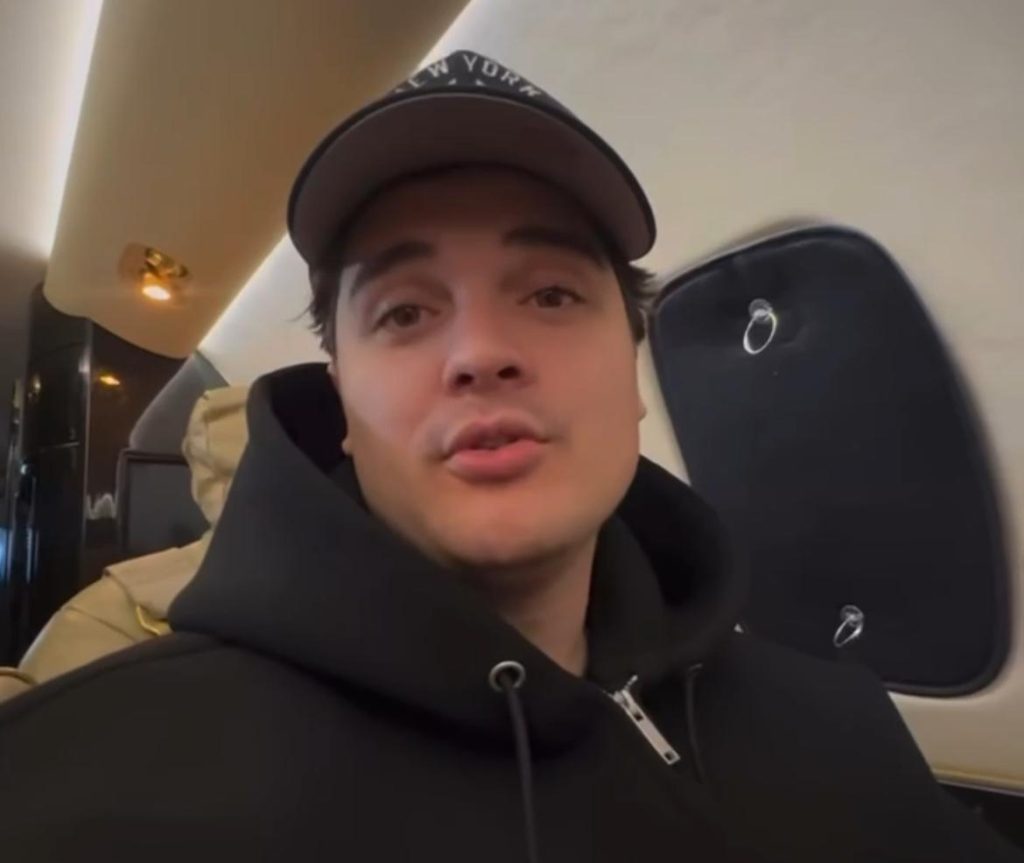 Eric Land pega carona em jatinho de Wesley Safadão após show em Cruzeiro do Sul