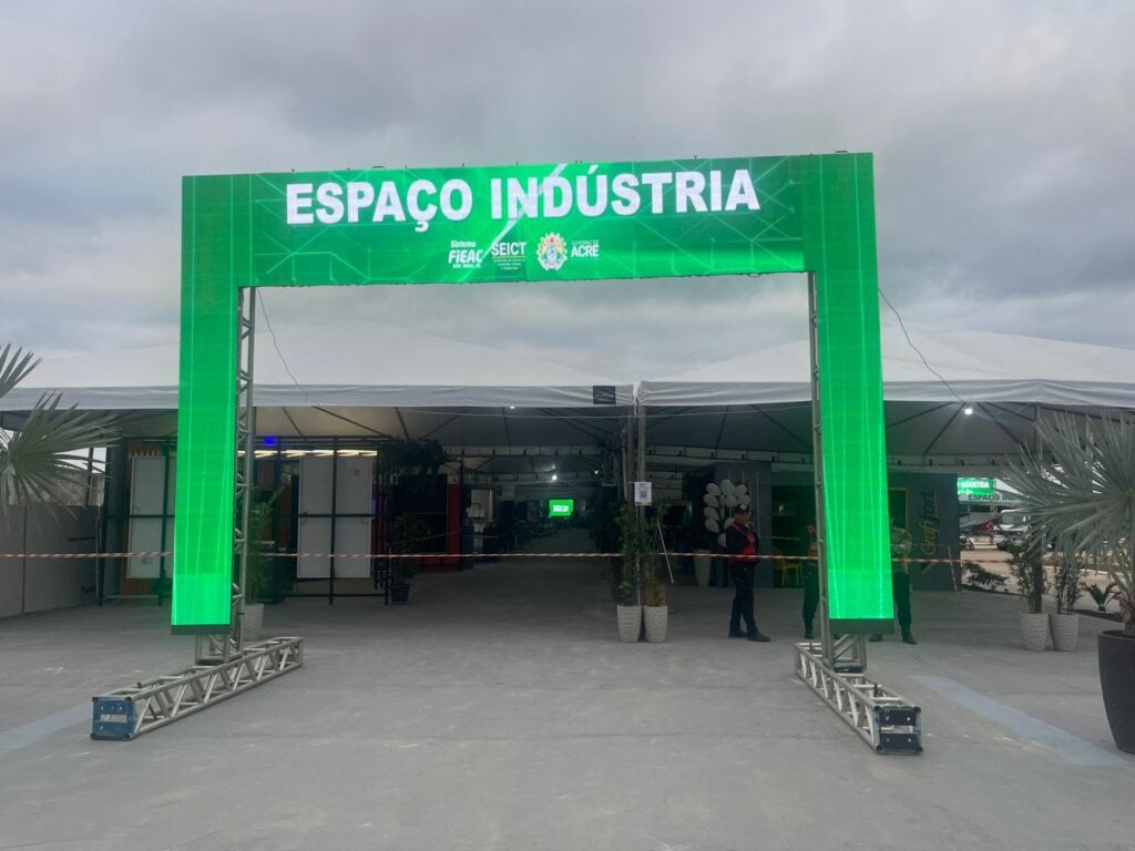 Com o lema Indústria Forte, Acre Forte, novo espaço da indústria na Expoacre Juruá tem suas atividades abertas