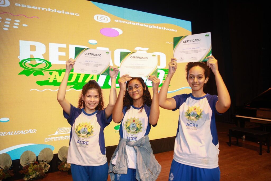 Encerramento do projeto “Redação Nota 1000” marca transição para o EducaAleac