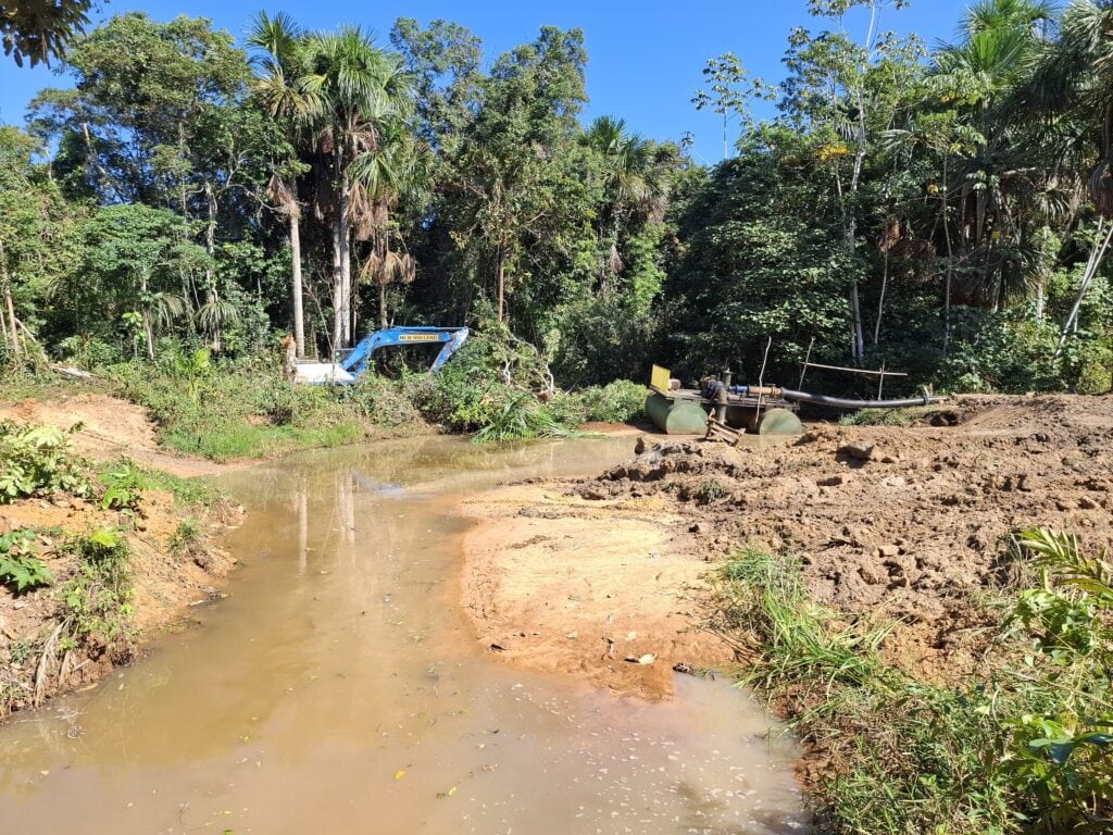 Ação conjunta entre Saneacre e Deracre potencializa segurança hídrica em Cruzeiro do Sul