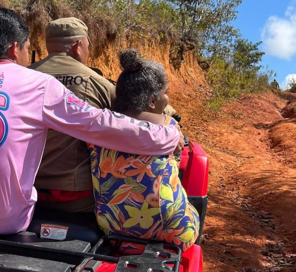 Mulher é resgatada após desaparecer em área de campo em Cruzeiro do Sul