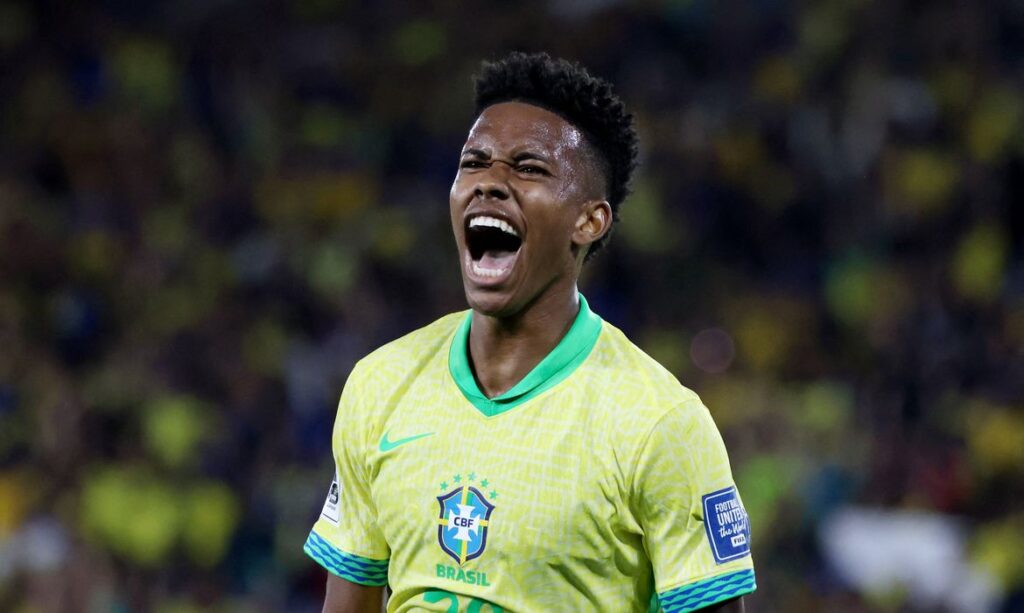 Brasil joga bem no Maracanã e derrota Chile pelas Eliminatórias