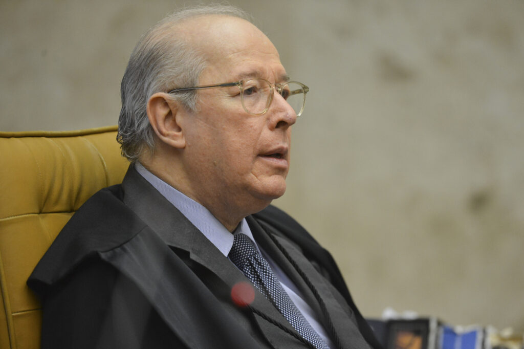 ‘Não há perdão para quem atenta contra regime democrático’, diz ex-ministro