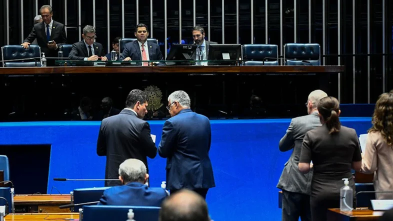 PEC da Blindagem expõe diferenças entre Senado e Câmara; entenda a disputa