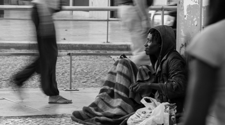 População em situação de rua cresce 142% desde a pandemia e já chega a 350 mil no Brasil