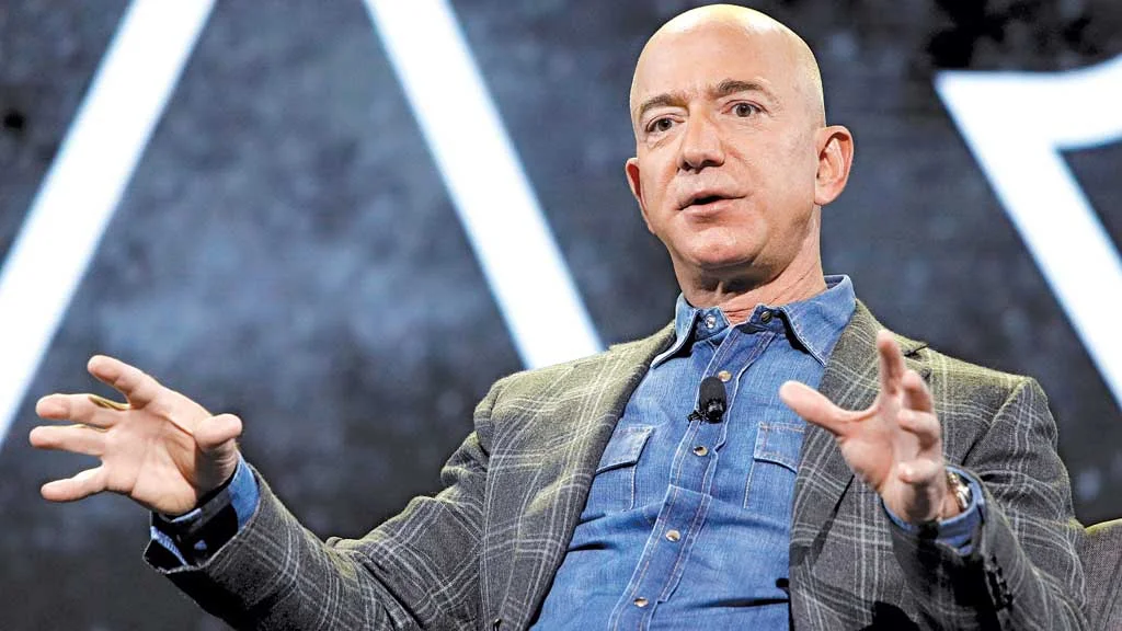 Bezos, Zuckerberg e Buffett ficam US$ 10 bilhões mais pobres