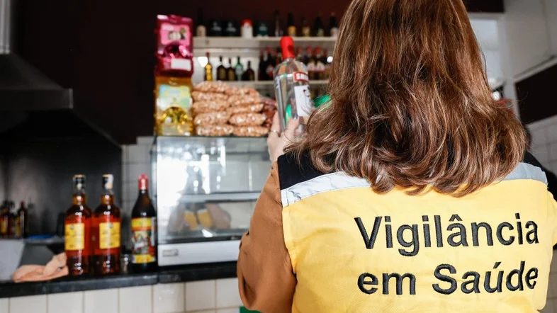 Anvisa aciona autoridades internacionais para antídoto do metanol ao Brasil