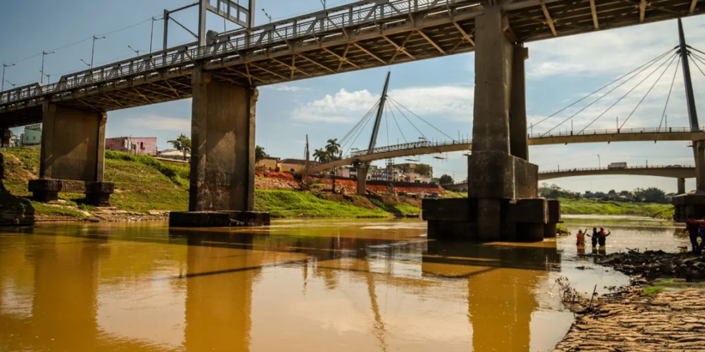 Mesmo sem chuvas, nível do Rio Acre sobe quase 60 centímetros na capital