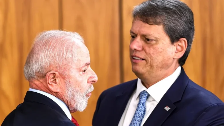 Lula e Tarcísio divergem sobre classificar CV e PCC como facções terroristas