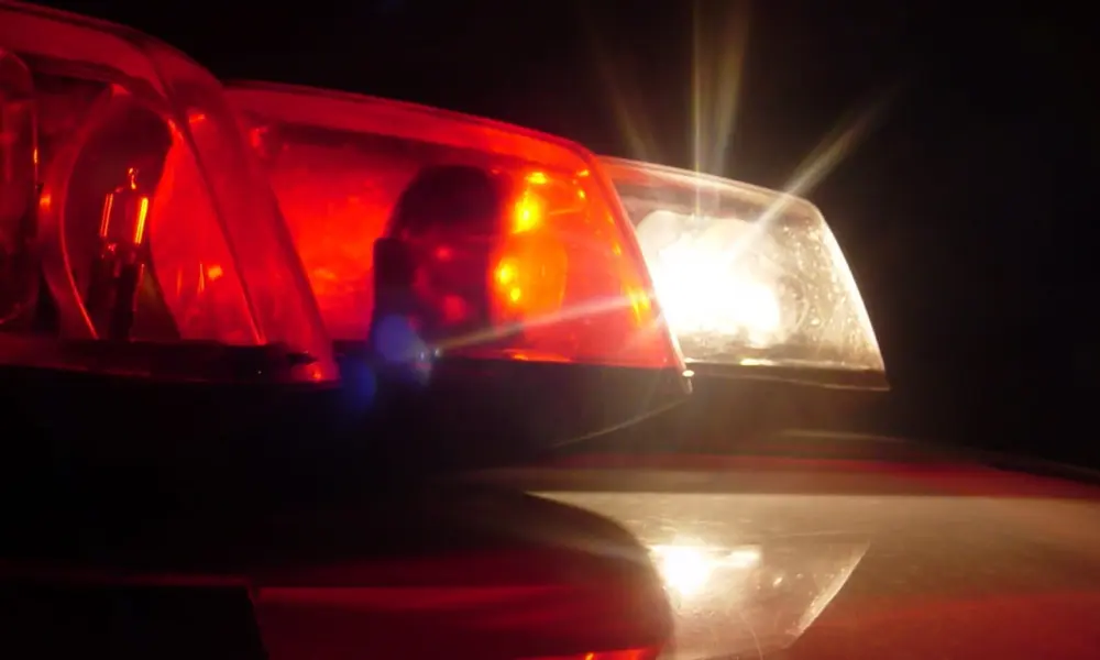 Cruzeiro do Sul: homem gasta dinheiro do pai com drogas e tenta matar irmãos