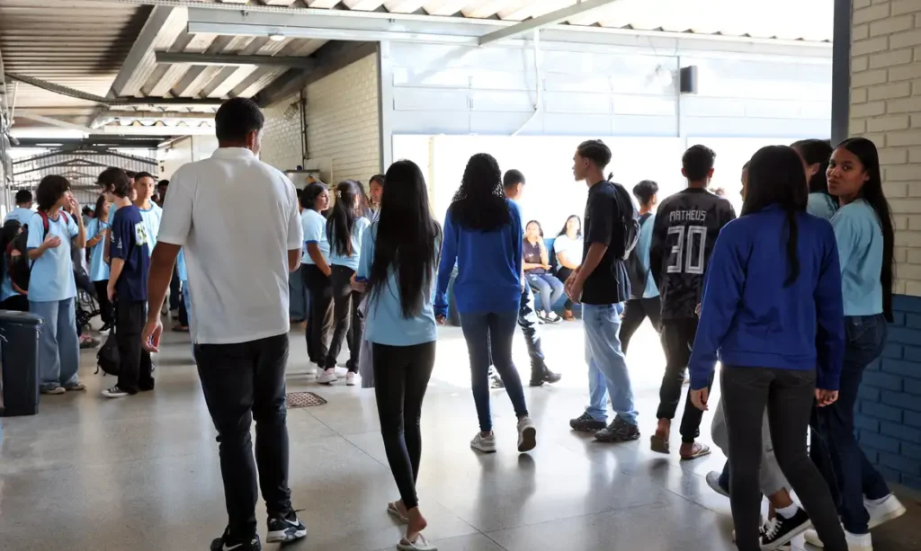 Pé-de-Meia: pagamento da 9ª parcela começa nesta segunda