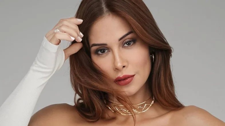 Maíra Cardi relata ida ao hospital após desconfiar de sintomas: ‘Pode ser AVC’