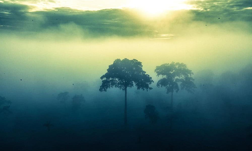 Fraca frente fria provoca chuvas intensas e queda de temperatura no Acre