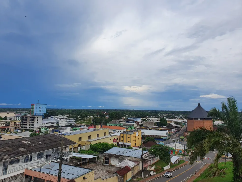 Tempo instável segue no Acre nesta quarta-feira (12) com sol, pancadas de chuva e calor intenso