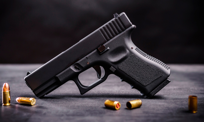 Flexibilização de armas em 2019 levou a desvio de pistolas para crime, diz estudo