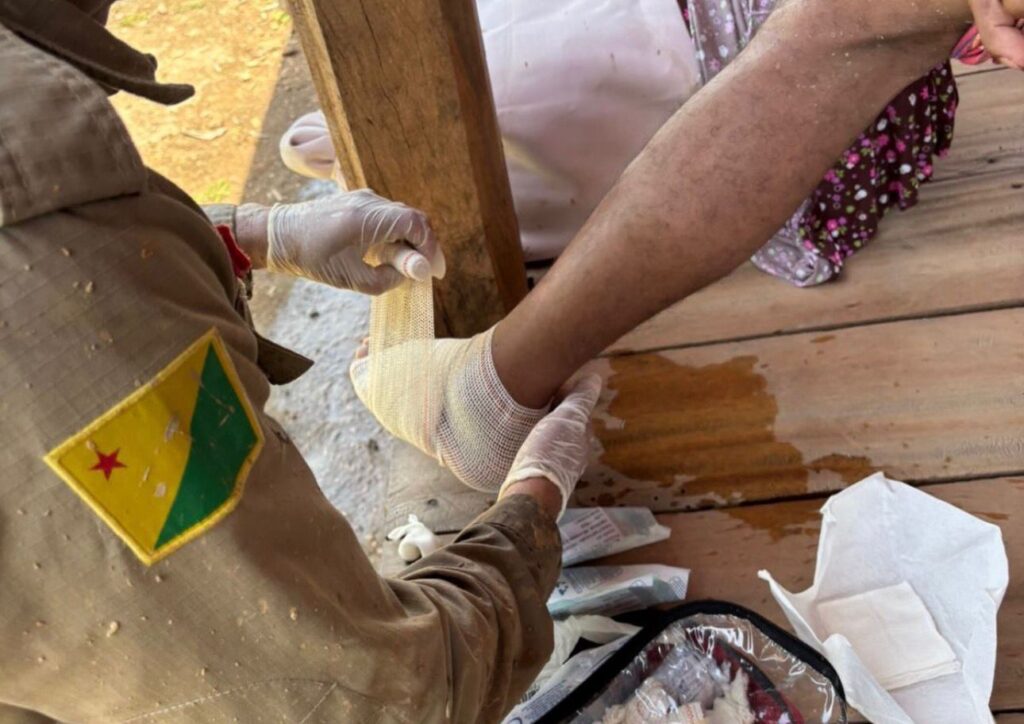 Bombeiros resgatam homem de 50 anos que foi picado por jararaca no interior do Acre