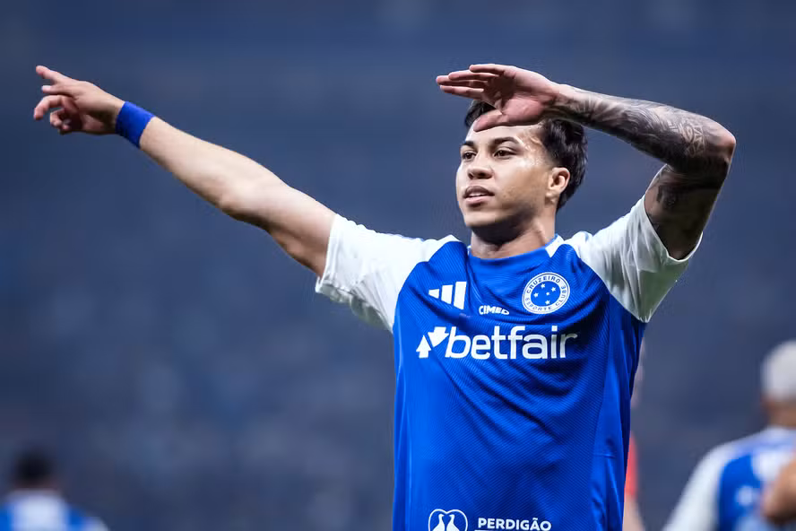 Flamengo oferece 32 milhões de euros ao Cruzeiro por Kaio Jorge; veja proposta que inclui Everton Cebolinha