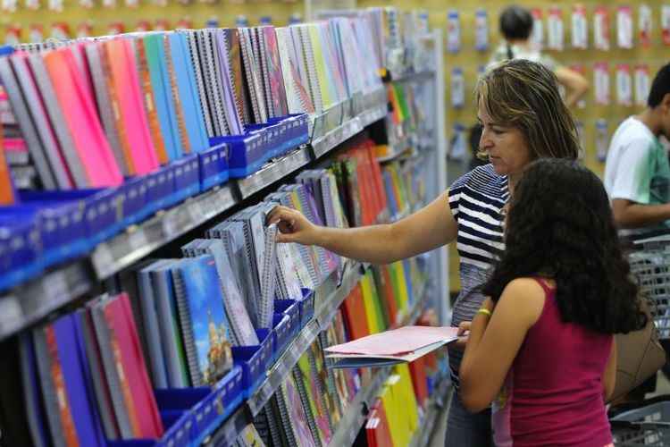 A volta às aulas pesa no bolso das famílias de Cruzeiro do Sul