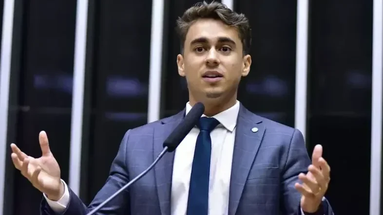 Nikolas Ferreira é alvo de ações após defender captura de Lula pelos EUA