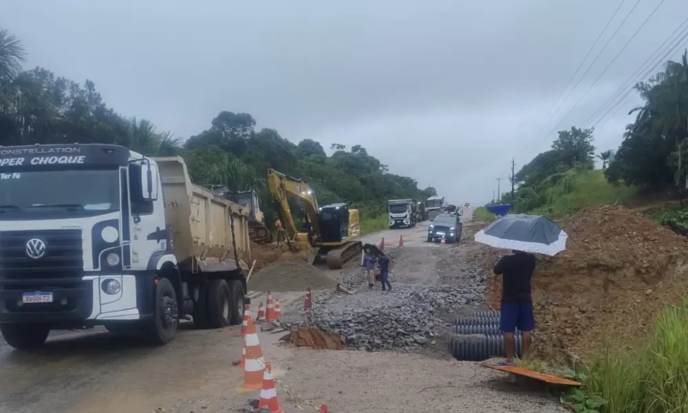 Dnit conclui serviço em trecho da BR-364 levado pela força das águas em Cruzeiro do Sul
