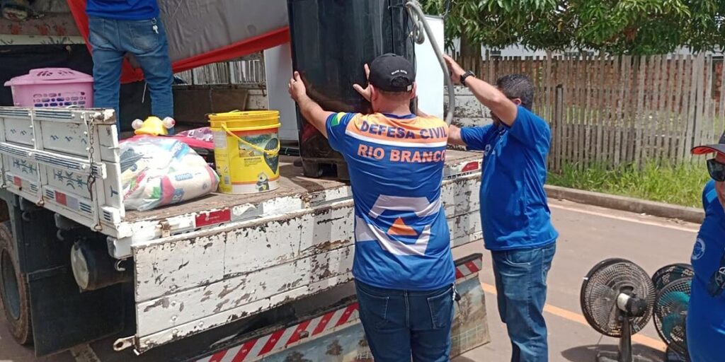 Abrigos são desativados após enchente em Rio Branco e Rio Acre segue em vazante