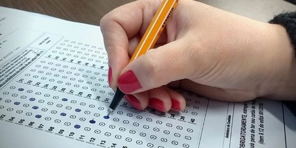 No Acre, prefeitura abre mais de 60 vagas para professores; inscrições seguem até dia 12