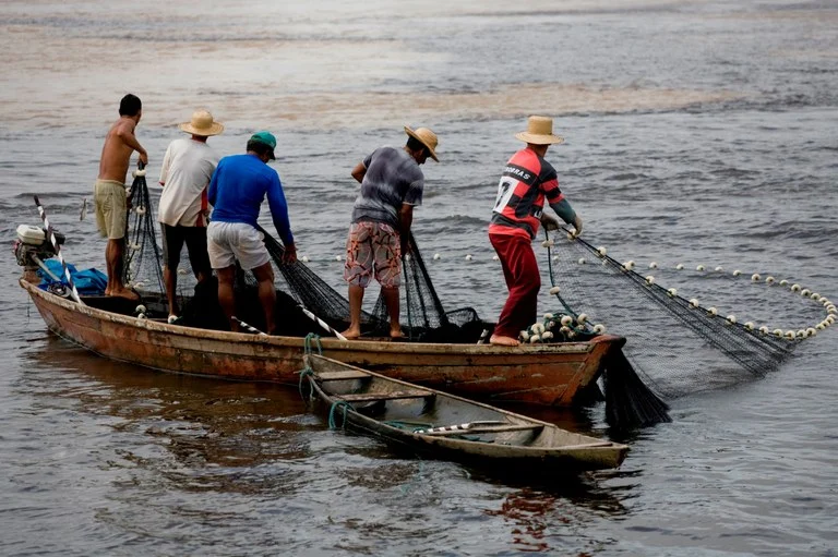 Primeiro lote do seguro-defeso começa a ser pago nesta terça-feira (17) a pescadores no Acre