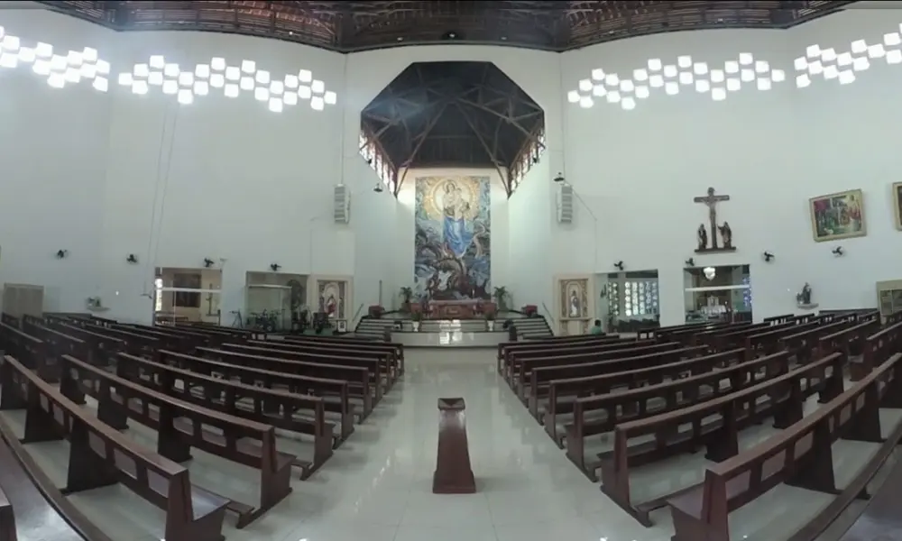 Catedral Nossa Senhora da Glória tem confissões missas e via sacra em Cruzeiro do Sul